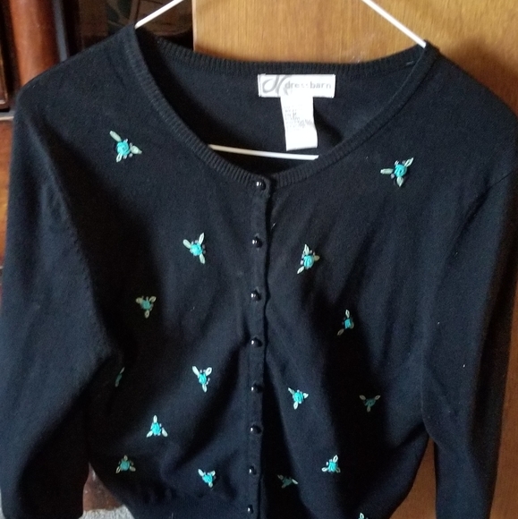 Sweater - Picture 2 of 3